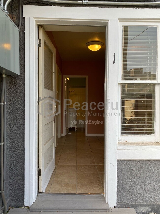 215 N 215 W in Salt Lake City, UT - Building Photo - Building Photo