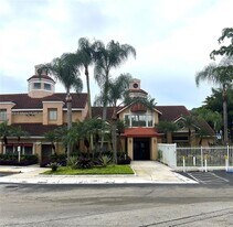 15661 SW 104th Terrace in Miami, FL - Building Photo