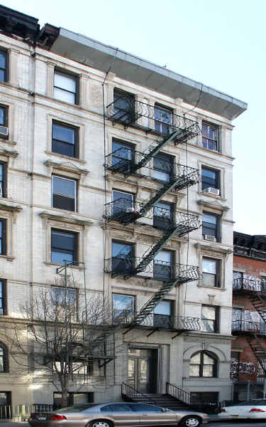 224 E 13th St in New York, NY - Building Photo - Building Photo