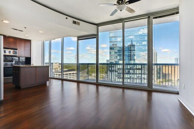 3324 Peachtree St NE-Unit -2207 in Atlanta, GA - Building Photo - Building Photo