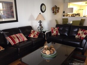 18260 N Bay Rd-Unit -614 in Sunny Isles Beach, FL - Building Photo - Building Photo