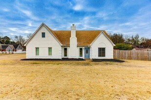 7105 Santa Cruz Dr in Bartlett, TN - Building Photo