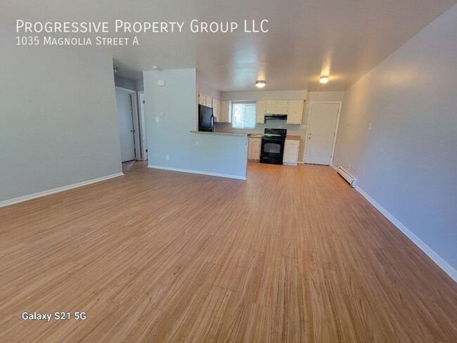 property at 1035 Magnolia St