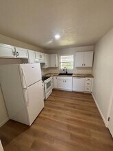 909 E 1st St in Mountain Home, AR - Building Photo - Building Photo