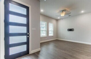12927 Couture Dr in Farmers Branch, TX - Building Photo