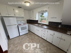 405 6th Ave N in Kelso, WA - Building Photo - Building Photo