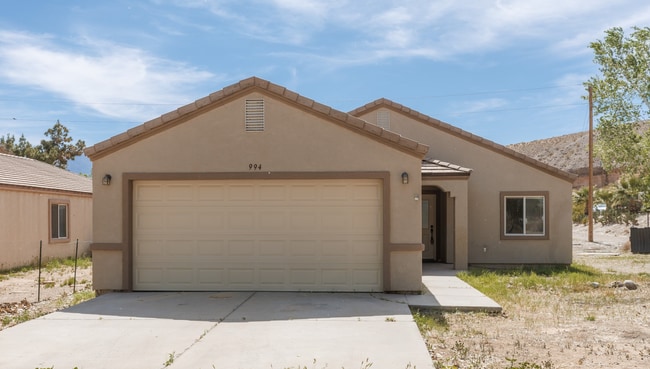 property at 994 N Alamo Ave