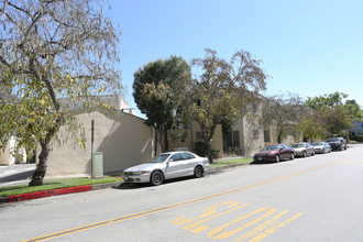 9961-9985 Robbins Dr in Beverly Hills, CA - Building Photo - Building Photo