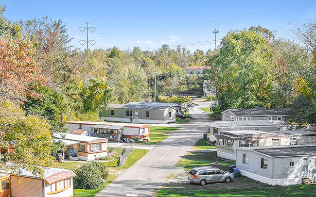 Parkview Dr in Clinton, PA - Building Photo - Building Photo