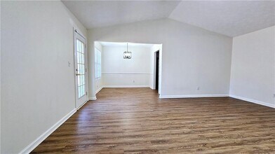 1404 Steam Engine Way NE in Conyers, GA - Building Photo - Building Photo
