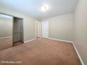 3773 Burke St in Burnaby, BC - Building Photo - Building Photo