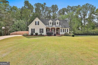 45 Wildflower Cir in Newnan, GA - Building Photo - Building Photo