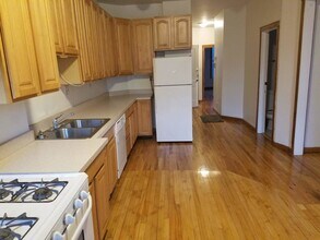 3728 N Wilton Ave in Chicago, IL - Building Photo - Building Photo