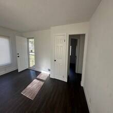 5246 Maryland St in Detroit, MI - Building Photo - Building Photo