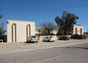 Winstel Park Apartments in Tucson, AZ - Building Photo - Building Photo