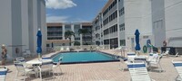 1502 S Lakeside Dr in Lake Worth, FL - Foto de edificio - Building Photo