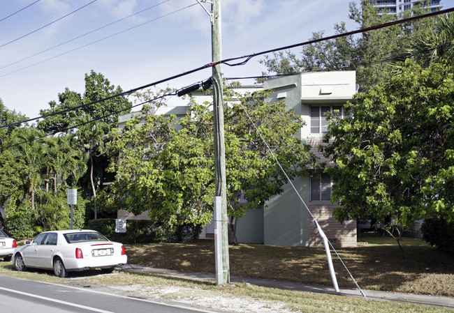 1453 S Miami Ave in Miami, FL - Building Photo - Building Photo