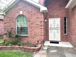 8410 Hemlock Hill Dr in Houston, TX - Building Photo - Building Photo