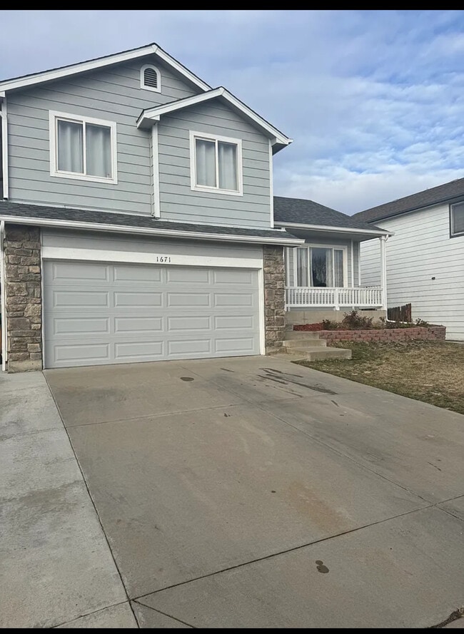 property at 1671 W 135th Dr