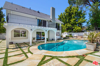 5020 Dantes View Dr in Agoura Hills, CA - Building Photo - Building Photo