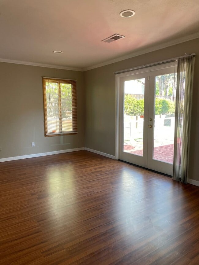 property at 296 Kansas Way
