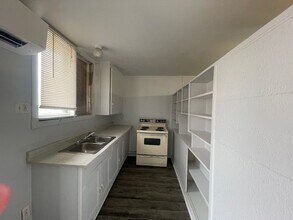 914 Grandview Ave in Kingman, AZ - Building Photo - Building Photo