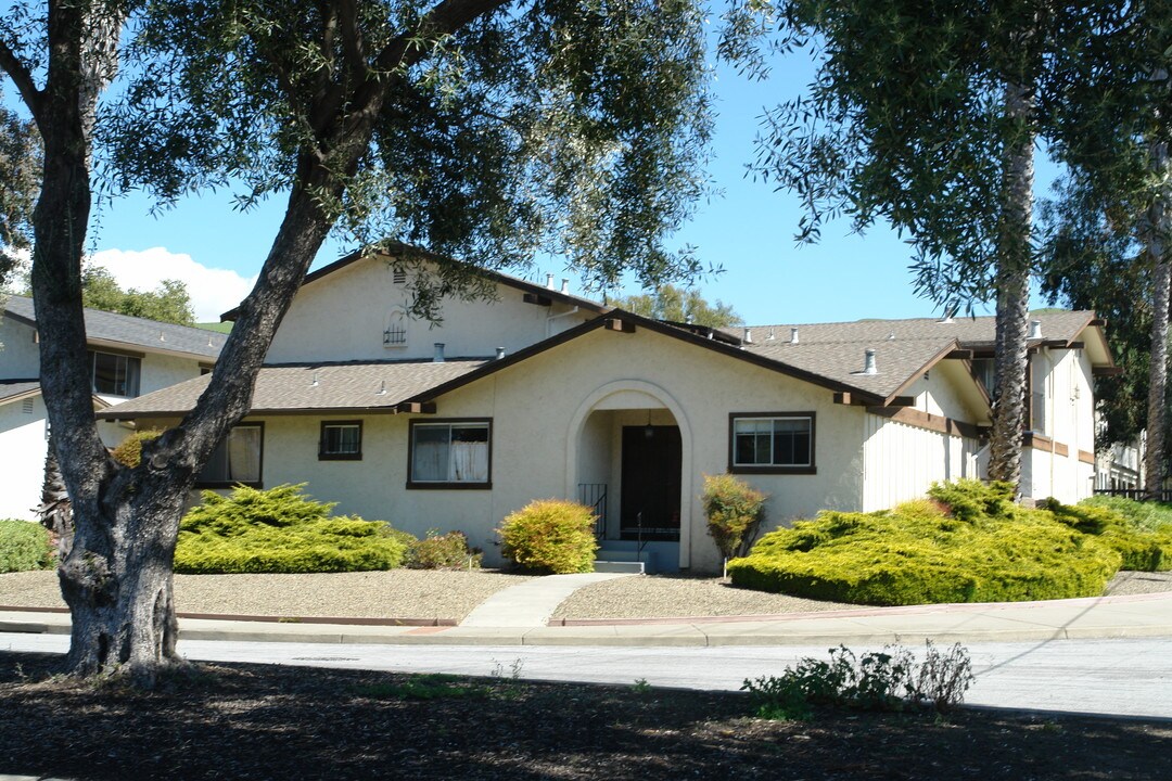 43292 Starr St in Fremont, CA - Building Photo