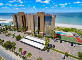 900 Gulf Blvd in Indian Rocks Beach, FL - Building Photo