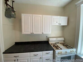 10 Lothian Rd in Boston, MA - Building Photo - Building Photo