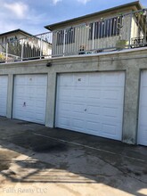 136 Palos Verdes Blvd in Redondo Beach, CA - Foto de edificio - Building Photo