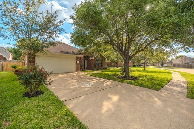property at 6618 Trenton Lake Ln