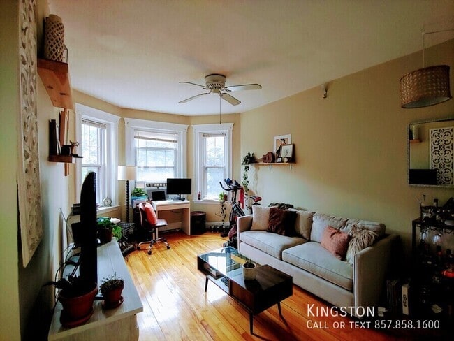 property at 324 Chestnut Hill Ave