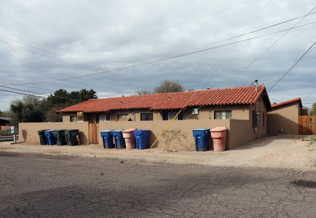 1802-1814 N Tucson Blvd in Tucson, AZ - Foto de edificio - Building Photo