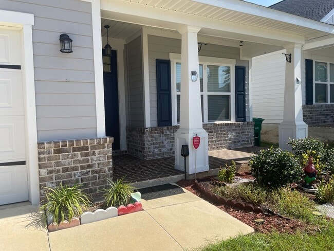 2277 Lexington Parc Dr in Tallahassee, FL - Building Photo - Building Photo