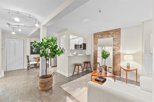 98 Bright St in Jersey City, NJ - Building Photo - Building Photo