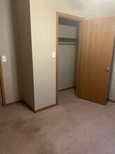 3016 W Hovey St in Springfield, MO - Building Photo - Building Photo