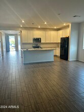 2002 E Brooklyn Dr in Casa Grande, AZ - Building Photo - Building Photo