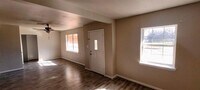 3103 Sunnydale Dr photo'