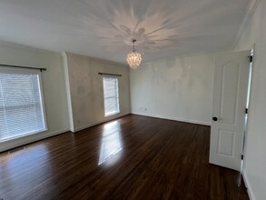 1096 Long Leaf Lake Dr in Helena, AL - Building Photo - Building Photo