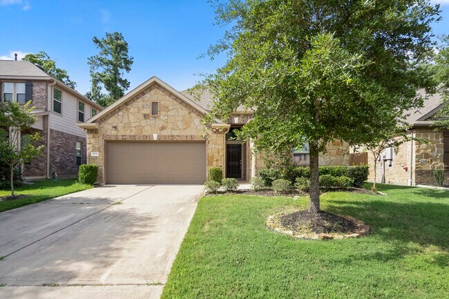 1930 Elkington Cir in Conroe, TX - Building Photo - Building Photo