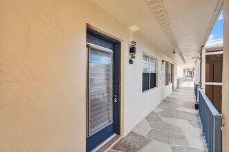 180 Flanders C in Delray Beach, FL - Building Photo - Building Photo