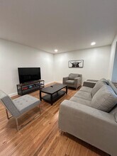 11915 Brampton Hunt Rd in Florissant, MO - Building Photo - Building Photo