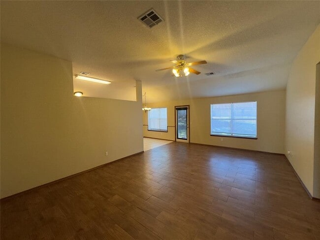 623 Rimrock Rd in Edmond, OK - Building Photo - Building Photo