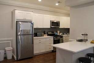 32 Circuit St, Unit 1 in Boston, MA - Building Photo