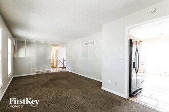 8921 E 90 Terrace in Kansas City, MO - Building Photo - Building Photo