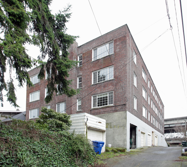 Killarney Apartments in Seattle, WA - Foto de edificio - Building Photo