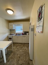 1813 Sacramento St in Berkeley, CA - Building Photo - Interior Photo