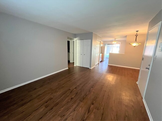 148 Dunteman Dr in Glendale Heights, IL - Building Photo - Building Photo
