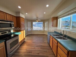 3522 Smoketree Ave in Carson City, NV - Building Photo - Building Photo