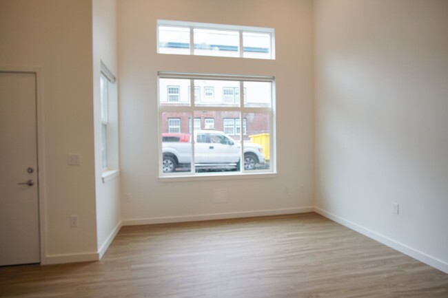 2320 N Vancouver Ave in Portland, OR - Building Photo - Building Photo